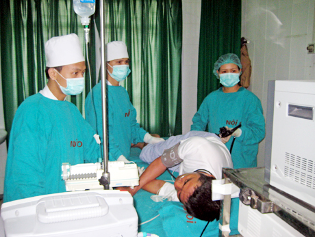 Nội soi tiêu hoá cho bệnh nhân tại Bệnh viện Bãi Cháy.
