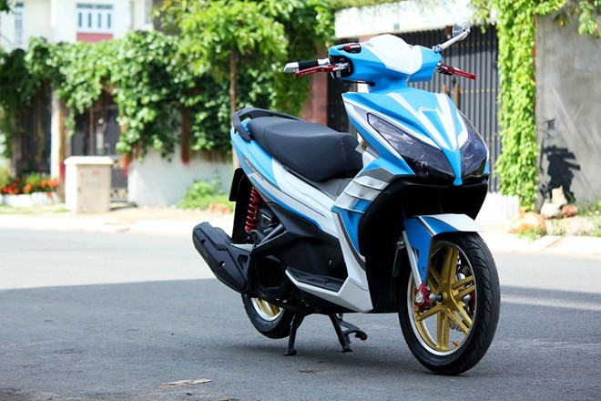 Honda Air Blade 125 màu xanh da trời độc đáo