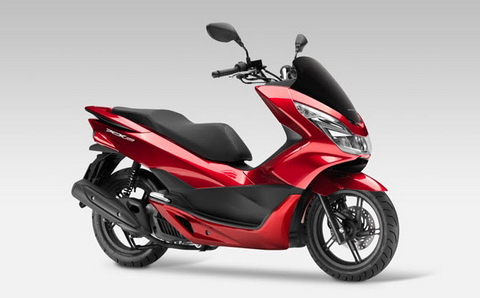 Tại châu Âu, PCX 2014 có cả động cơ 125 và 150 cc