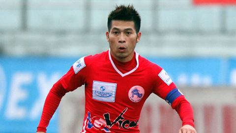 Đội trưởng, tiền vệ Minh Châu của Xi măng vicem Hải Phòng vắng mặt trong trận đấu gặp Than Quảng Ninh chiều ngày 15-3.