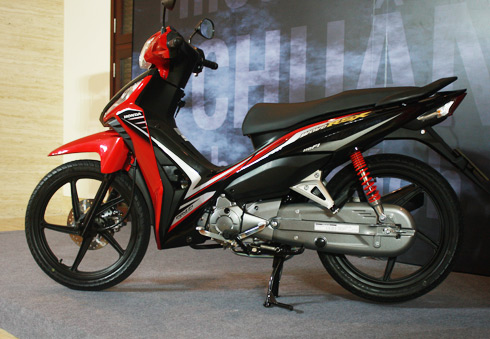 Thân xe gọn gàng, thể thao hơn.
