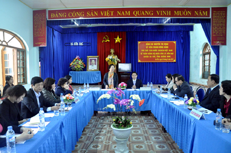 Đồng chí Nguyễn Thị Doan, Ủy viên T.Ư Đảng, Phó Chủ tịch nước phát biểu tại buổi làm việc.
