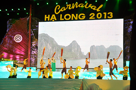 Sân khấu của Carnaval Hạ Long năm 2013 và năm nay đều do Sabeco tài trợ.