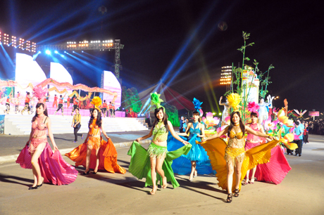 Tưng bừng khai mạc Carnaval Hạ Long 2014