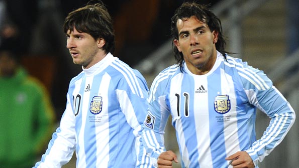 Argentina chốt 30 cầu thủ dự W.C, Tevez bị bỏ rơi