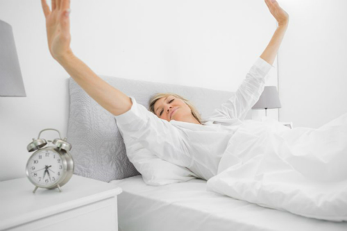   Giấc ngủ ngon giúp cơ thể chào đón ngày mới hứng khởi, làm việc hiệu quả. Ảnh: Lifespan