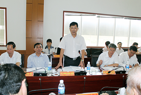 TP Uông Bí là một trong những địa phương đề xuất hợp nhất Ban Tổ chức Thành uỷ và Phòng Nội vụ. (Ảnh: Buổi họp của Thành uỷ Uông Bí bàn việc xây dựng Đề án).