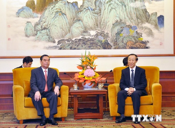 Đặc Phái viên Lê Hồng Anh tiếp ông Vương Gia Thụy, Trưởng Ban Liên lạc Đối ngoại Trung ương, Phó Chủ tịch Chính Hiệp Toàn Quốc Trung Quốc. (Ảnh: Tường Thu/TTXVN)