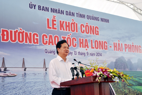 Thủ tướng Chính phủ Nguyễn Tấn Dũng phát biểu tại Lễ khởi công