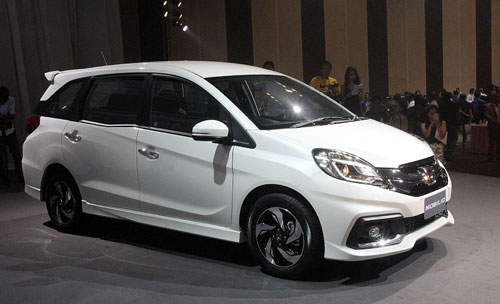 Honda Mobilio 2014 giá từ 18.500 USD tại Thái Lan.