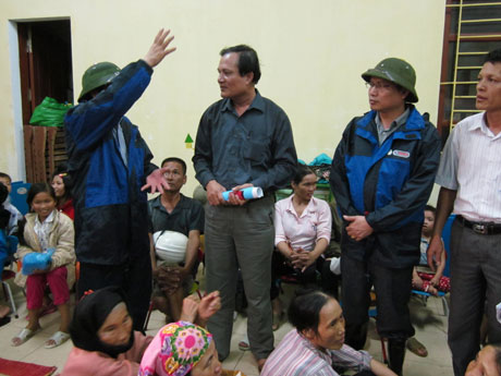 TX Quảng Yên: Di dời gần 2.000 người dân từ các nhà yếu đến nơi an toàn