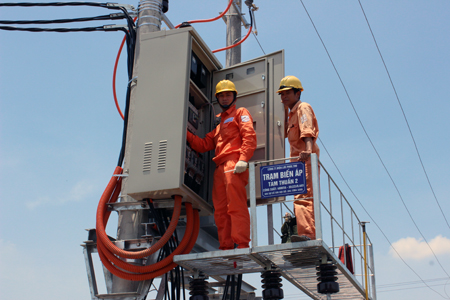 Đã khôi phục cấp điện trở lại cho tất cả các địa phương trong tỉnh