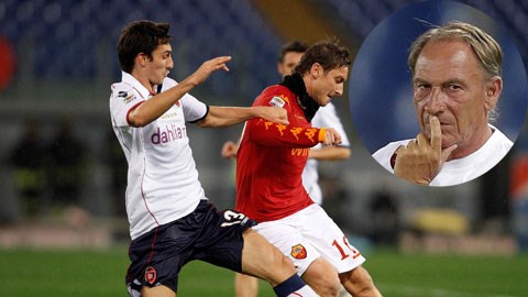 HLV Zeman (ảnh nhỏ) sẽ chưa thể báo thù Roma khi Cagliari (áo trắng) còn nhiều hạn chế