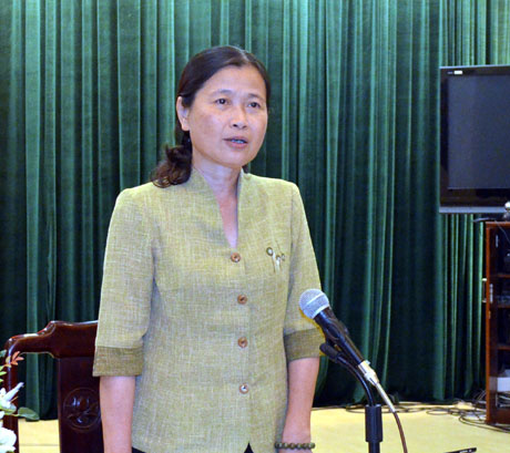 Đồng chí Đỗ Thị Hoàng, Phó Bí thư thường trực Tỉnh ủy phát biểu kết luận buổi làm việc