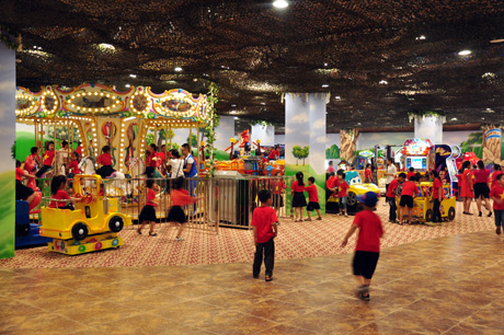 Khu vui chơi tại Vincom Center Hạ Long miễn phí vé cho trên 500 trẻ em