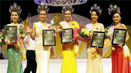 Hoa hậu Việt Nam thế giới 2014 tại Nhật có 10 người tham gia nhưng có tới 5 thí sinh đoạt giải.