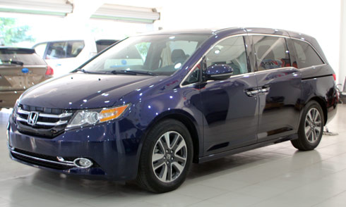 Phiên bản Elite của mẫu minivan Odyssey mới được đưa về Việt Nam.