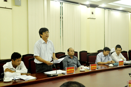 Lãnh đạo Sở VH, TT&DL Bắc Giang phát biểu tham gia ý kiến tại cuộc họp.