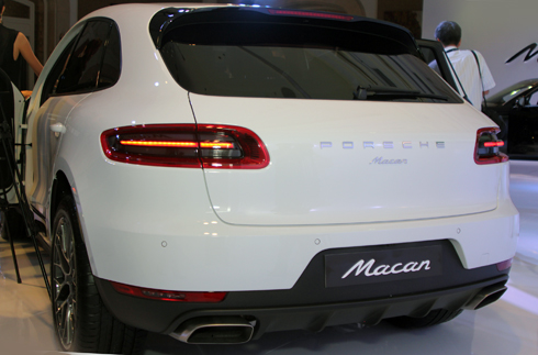 Macan mới thừa hưởng những đường nét thiết kế thể thao của Porsche.