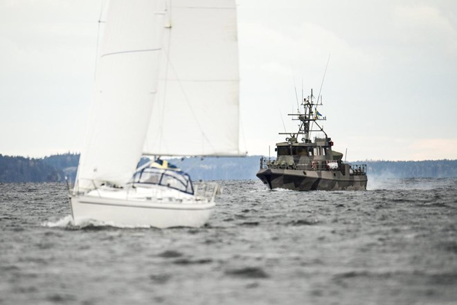 Tàu Hải quân Thụy Điển tham gia truy tìm tàu ngầm bí ẩn (Nguồn: AFP)