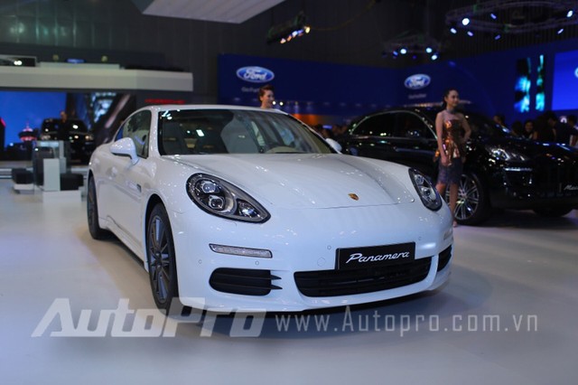   Porsche Panamera thế hệ mới có giá 4,430 tỉ VNĐ