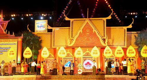 Ngày hội văn hóa, thể thao và du lịch vùng đồng bào Khmer Nam Bộ được tổ chức định kỳ 3 năm/lần