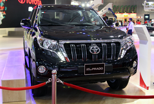 Toyota Land Cruiser Prado 2014 có giá 2,07 tỷ đồng. Ảnh: Đức Quang.