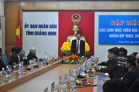 Đồng chí Nguyễn Văn Đọc, Chủ tịch UBND tỉnh phát biểu tại buổi gặp mặt.
