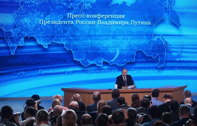 Tổng thống Putin tuyên bố Nga phải áp dụng các biện pháp bổ sung nhằm mang lại sự ổn định cho đất nước. (Ảnh: Itar Tass)