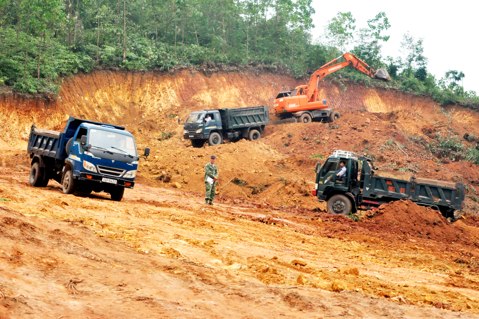 Hoàn thành nghĩa trang nhân dân phục vụ GPMB Cảng hàng không Quảng Ninh