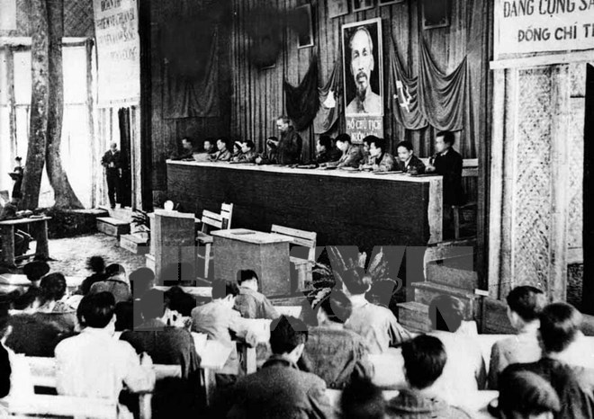 Những chỉ dẫn của Hồ Chí Minh về Đảng và Đảng cầm quyền