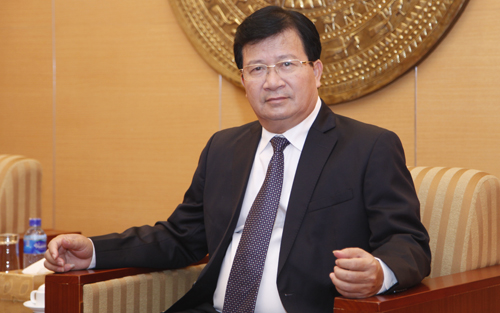 Bộ trưởng Bộ xây dựng Trịnh Đình Dũng