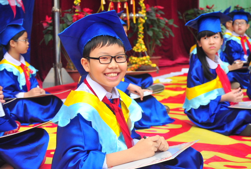 Nụ cười vui vẻ của thí sinh khi trả lời đúng câu hỏi của hội thi.