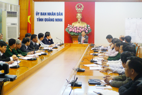 Chủ tịch UBND tỉnh Nguyễn Văn Đọc phát biểu kết luận tại cuộc họp