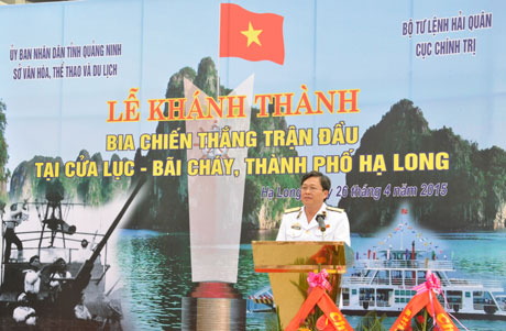 Chuẩn Đô đốc Nguyễn Văn Ninh, Phó tư lệnh Quân chủng Hải quân phát biểu tại buổi lễ 