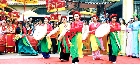 Lễ hội Lạc Thanh (phường Yên Thanh, TP Uông Bí).