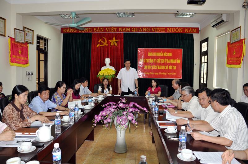 Đồng chí Nguyễn Đức Long, Chủ tịch UBND tỉnh làm việc với Sở GD&ĐT.