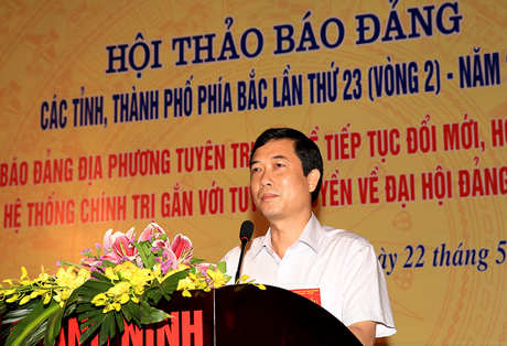 Nhà báo Nguyễn Minh Tuấn, Tổng Biên tập Báo Yên Bái phát biểu