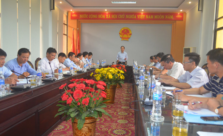 Đồng chí Đặng Huy Hậu, Phó Chủ tịch UBND tỉnh kết luận buổi làm việc