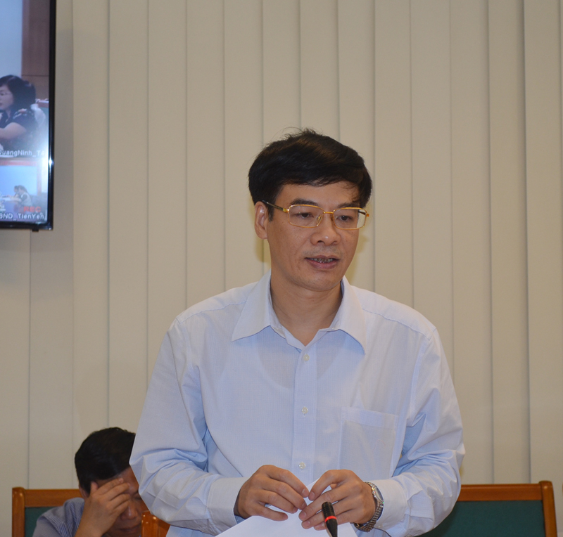 Đồng chí Nguyễn Văn Ninh, Cục Trưởng Cục Thuế Quảng Ninh báo cáo cụ thể tình hình thu ngân sách 6 tháng đầu năm