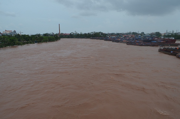 HIện mực nước trên sông Ka Long bắt đầu dâng cao