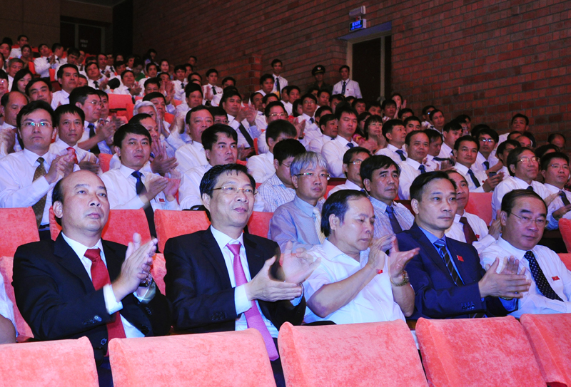Các đồng chí lãnh đạo tỉnh dự đại hội.