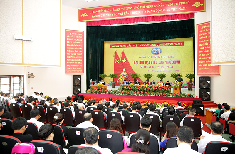ĐH Đảng bộ huyện Bình Liêu: Sôi nổi thảo luận nhiệm vụ, giải pháp cho nhiệm kỳ 2015-2020