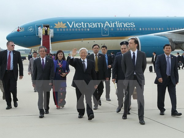 Tổng Bí thư Nguyễn Phú Trọng đến sân bay Quân sự Andrews ở Thủ đô Washington DC. (Ảnh: Trí Dũng/TTXVN)
