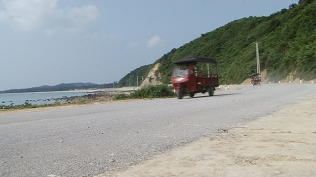 Đường xuyên đảo Minh Châu - Quan Lạn sẽ hoàn thành trong tháng 7