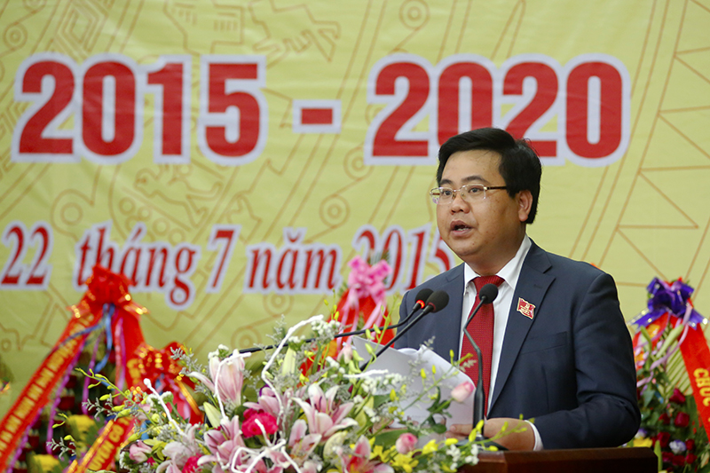 Đồng chí Hoàng Bá Nam được bầu làm Bí thư Huyện ủy Cô Tô nhiệm kỳ 2015-2020