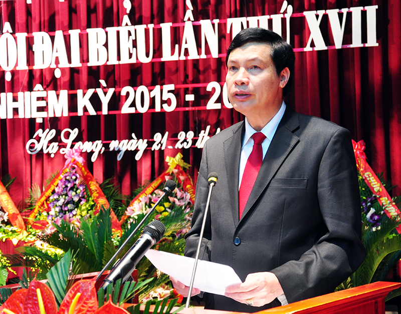  đồng chí: Nguyễn Đức Long, Phó Bí thư Tỉnh ủy, Chủ tịch UBND tỉnh