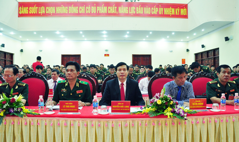 Các đồng chí lãnh đạo tỉnh, Bộ Tư lệnh Bộ đội Biên phòng Việt Nam dự đại hội.
