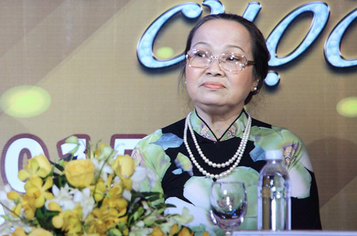 Vợ nhạc sĩ Y Vân - bà Minh Lâm.