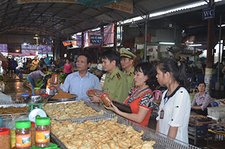 Tăng cường kiểm tra công tác vệ sinh an toàn thực phẩm